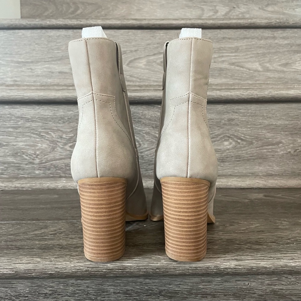Qupid Women's Ankle Boots Taupe - Picture 8 of 12